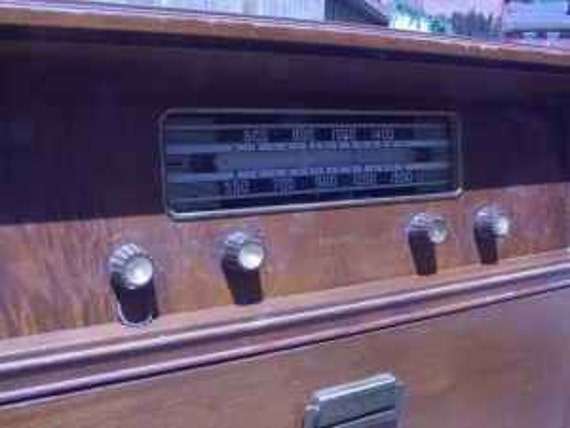 1940 Philco Floor Model Radio