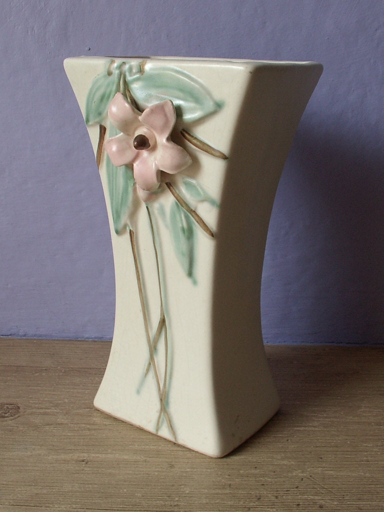 Vintage 1940's McCoy pottery vase dogwood blossom by ShoponSherman