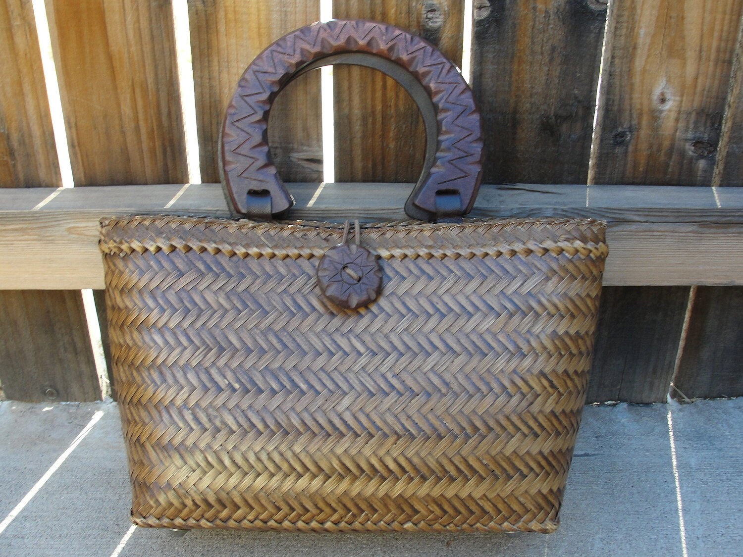 Vintage Straw Woven Philippines Handbag / Straw Bag