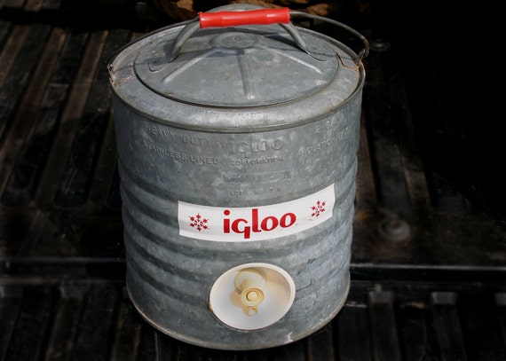 Vintage Galvanized Igloo 2 Gallon Beverage Cooler Treasury