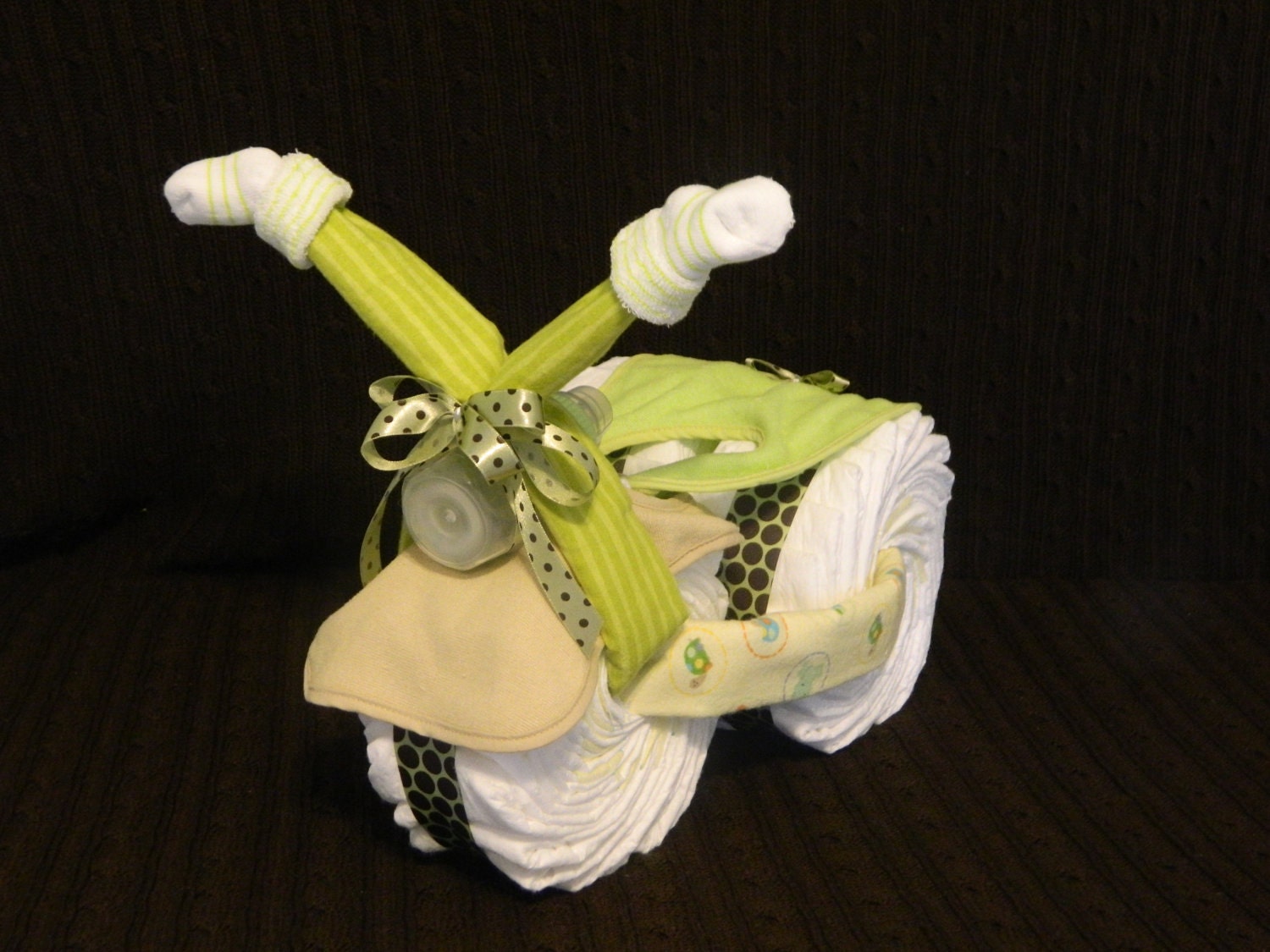 How To Make A Tricycle Diaper Cake Step By Step Tricycle Diaper Cake at Don Pursel blog