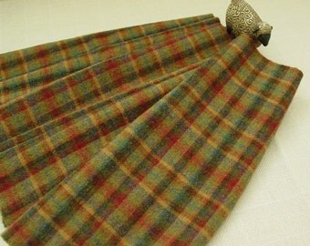 Popular items for Plaid wool fabric on Etsy