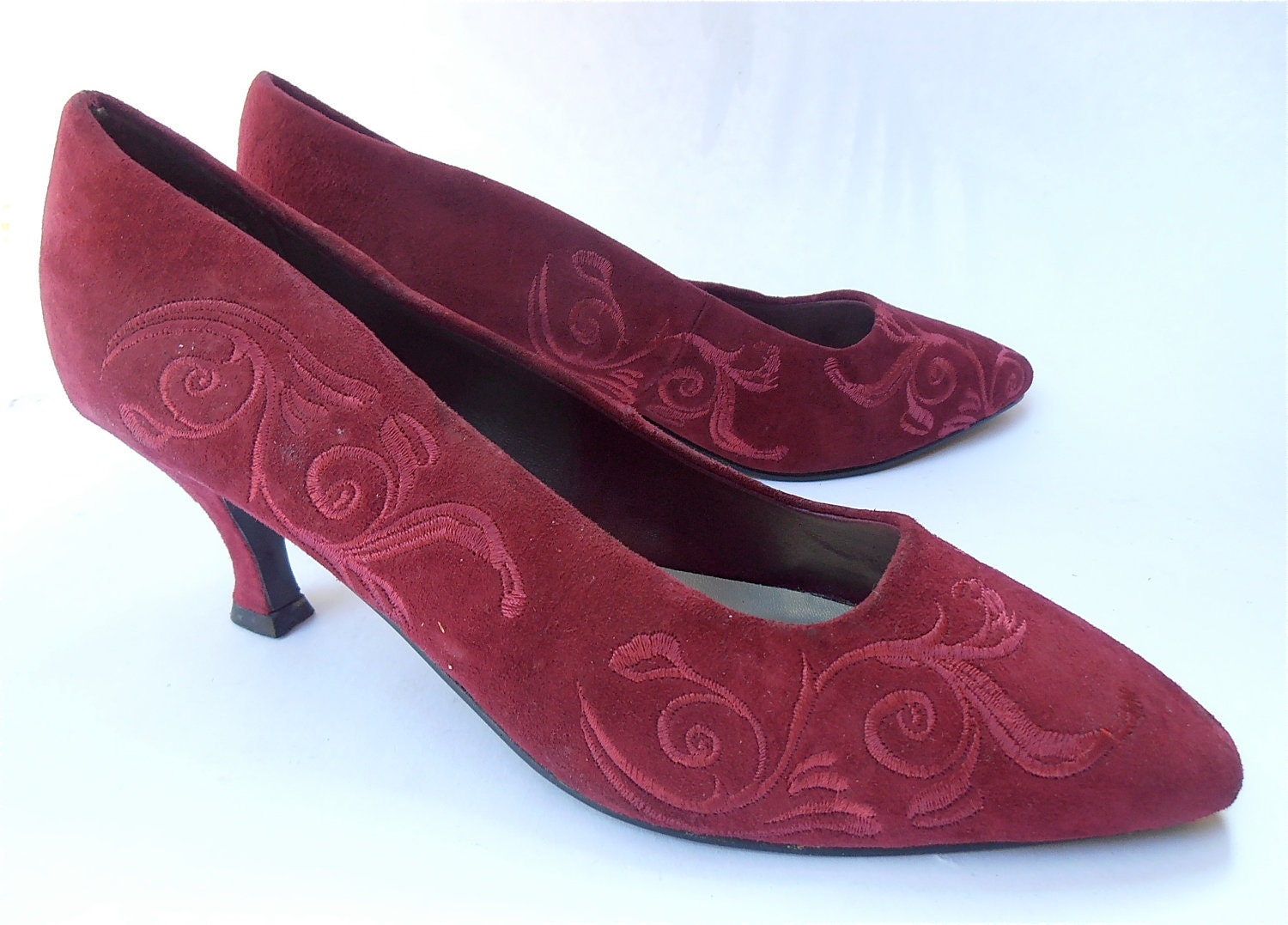 maroon dress heels