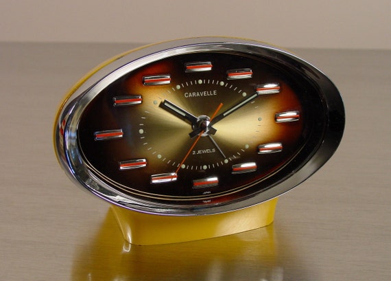 Desk Clock Space Age Design Mid Century Modern by ClubModerne