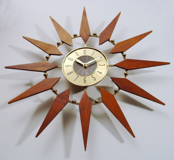 Starburst Clock by Elgin. Mid Century Modern Atomic Wall