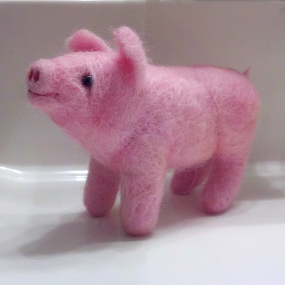 Needle Felted Pig / Needlefelted Pig by MyPinkSugarLife on Etsy