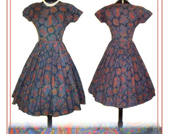 Vintage 1950s Dress . Full Circle Skirt Femme Fatale Couture Garden Party Mad Man Prom Pinup Bombshell Rockabilly Ballerina Cupcake XS
