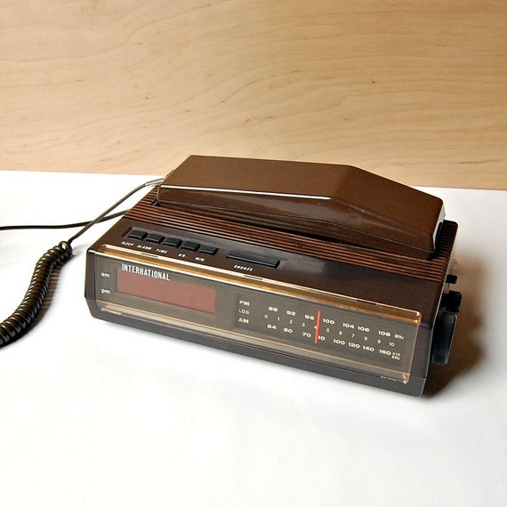 telephone clock radio