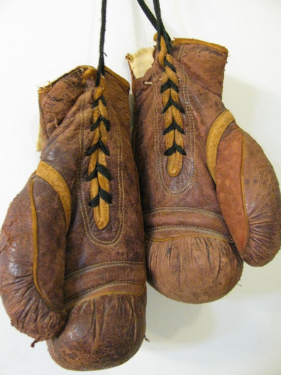 Reserved for Julia 1950's Everlast Leather Boxing