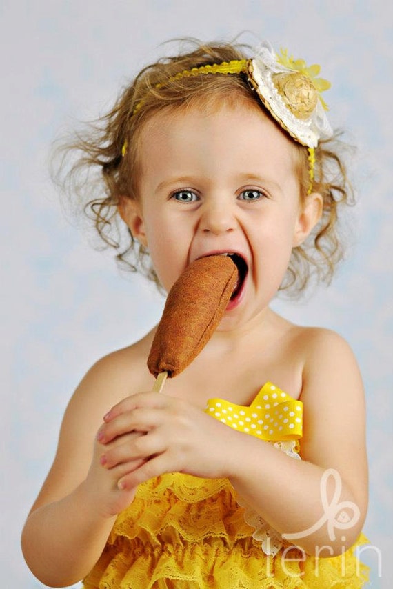 Items similar to Felt Food Corn Dog on Etsy