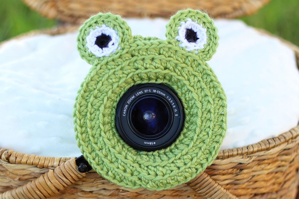Frog Lens Buddy with Squeaker Made To Order Photography
