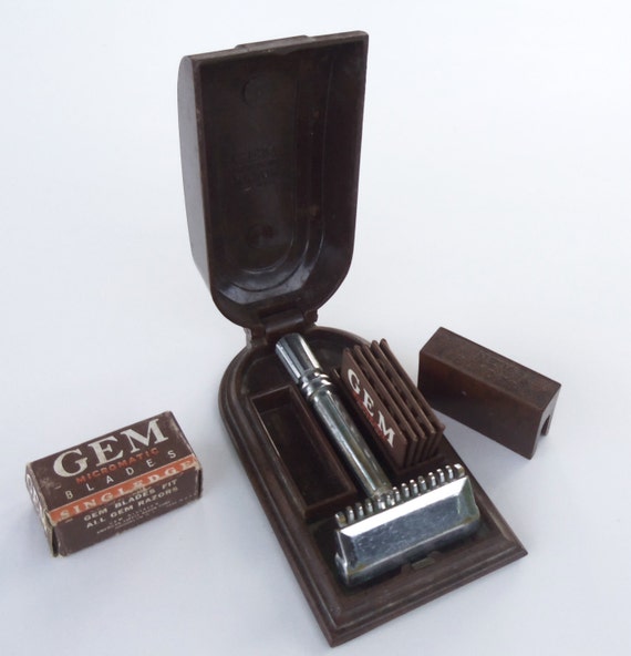 Gem Razor with Case Gem Razor Blades In Original Box 1940s