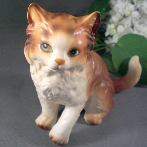 cat shelf sitter figurine