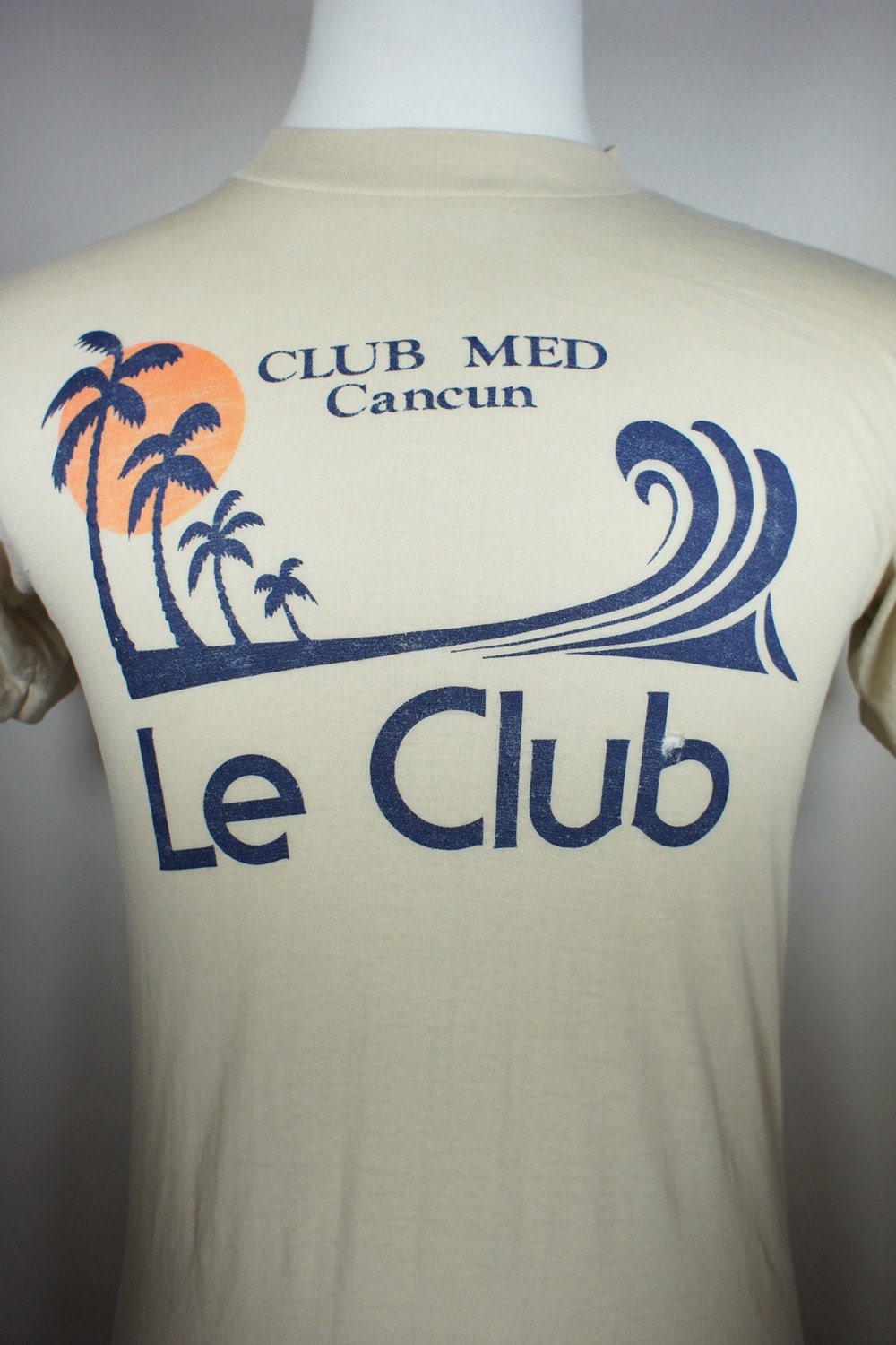 club med shirt