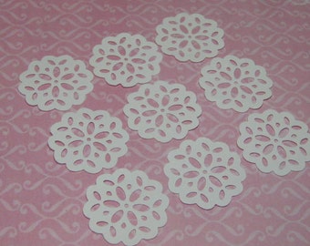 Dollhouse miniature cake doilies 9 pcs white for bakery miniature sweets and cookies