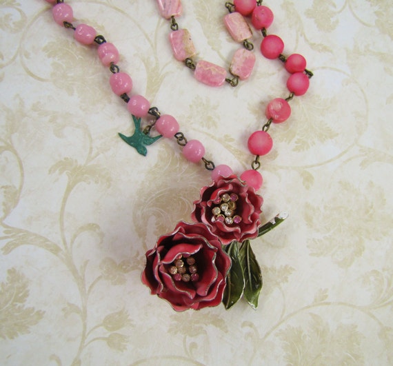 Salvage jewelry Pendant Necklace Cabbage Rose Vintage