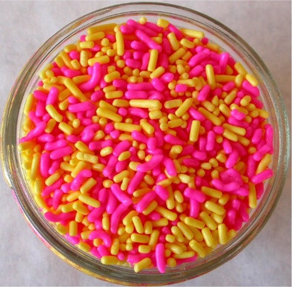 Sprinkles 3 oz. Pink and Yellow Jimmies Mix For Cupcakes