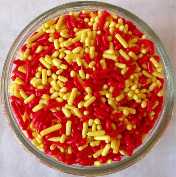 Sprinkles 3 oz. Red and Yellow Jimmies Mix For Dipped