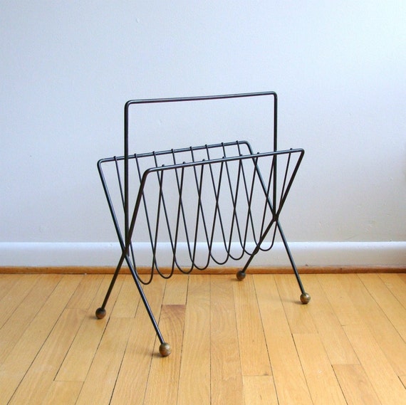 Mid Century Black Metal Wire Magazine Rack Ball Feet