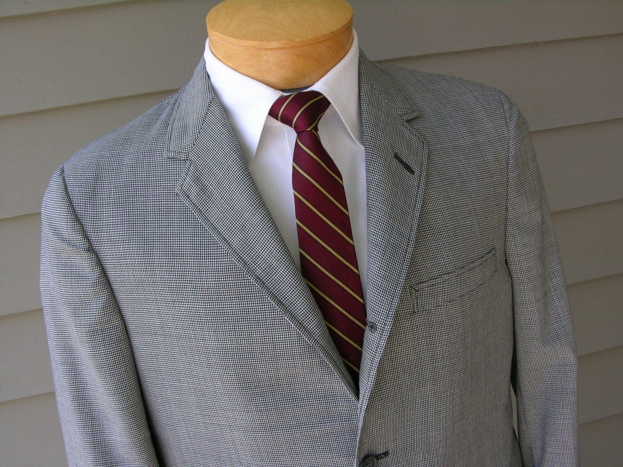 vintage 1960's Andover Ivy League summer suit. 3/2 roll