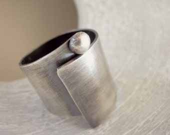 Wide band ring swirl, Wide Band sterling silver ring, Sterling silver ring, Silver ring, Wide Band