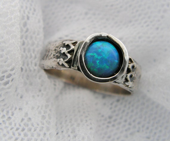 Opal ring. Sterling silver ring. majestic opal ring.(sr-9917). opal ...