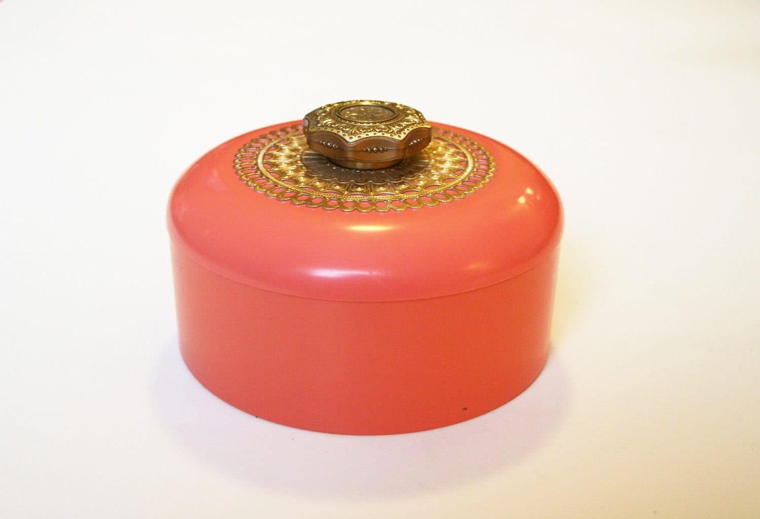 Vintage Avon Unforgettable Powder Box Container