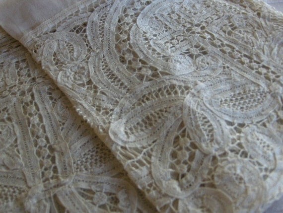 Edwardian Battenberg Lace Sleeves with Clergy Cross Design