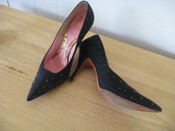 Items similar to 1950s Black Crystal Stiletto Pumps size 7 AAA by Miggi ...