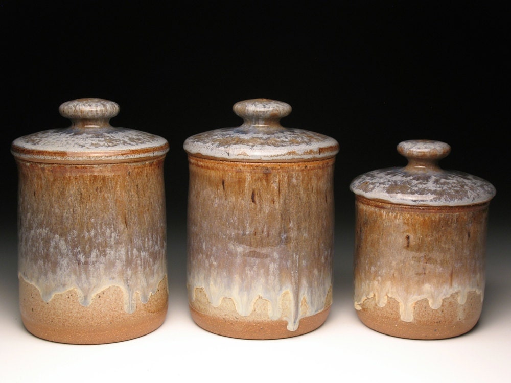  Pottery  kitchen  canister set
