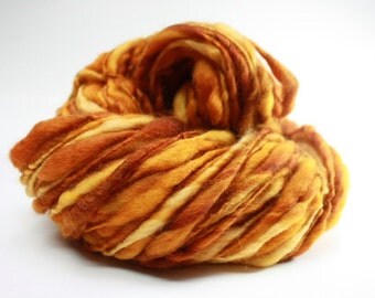 Thick and Thin Yarn Slub TTs(tm) Merino Handspun Hand dyed Self Striping miniLR 18d