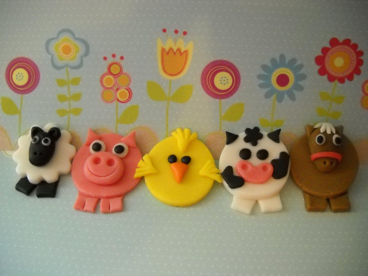 24 Barn Yard Friends Edible Farm Animals Toppers For Cakes