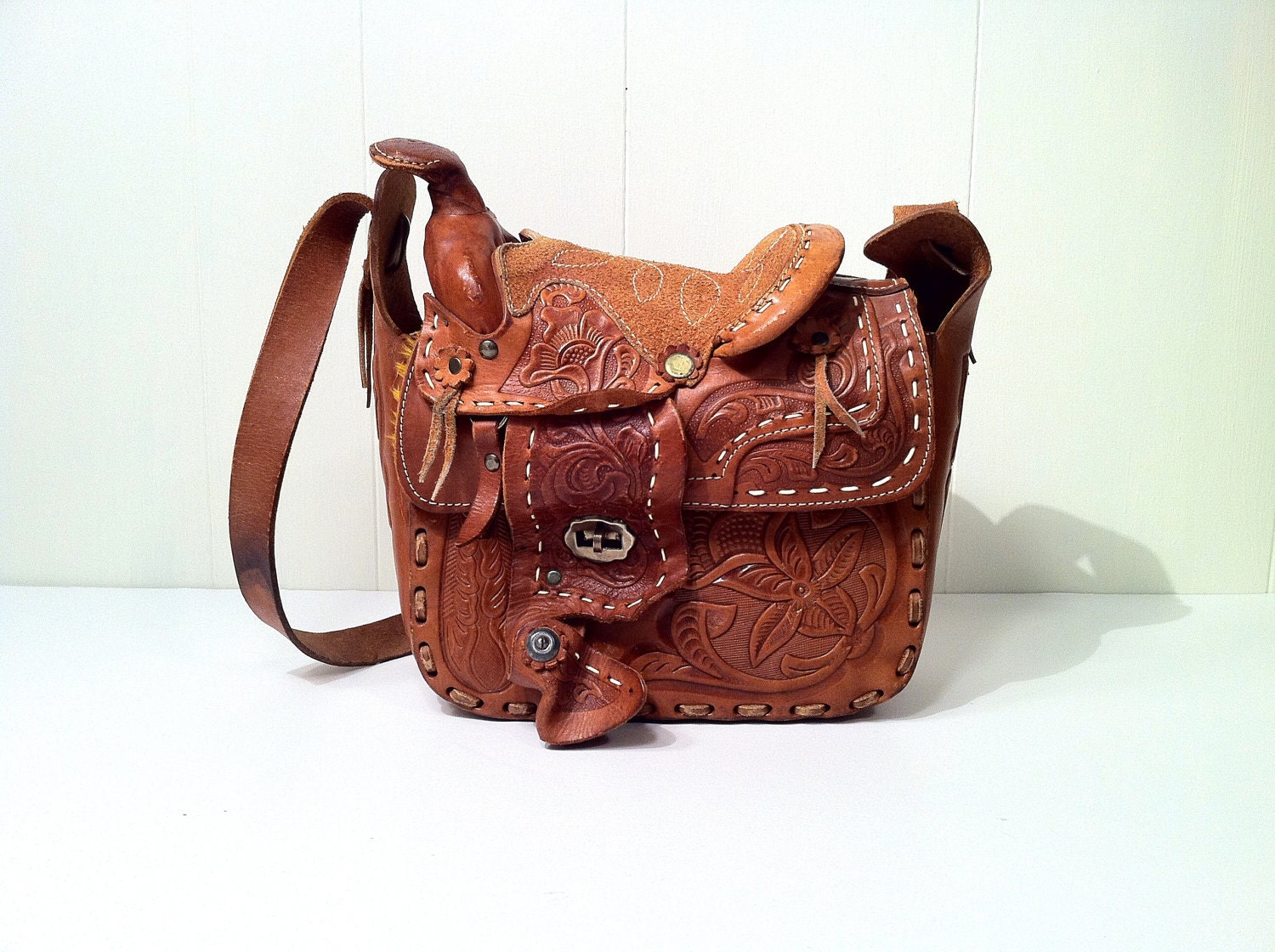 Vintage Equestrian Leather Horse Saddle Tooled Purse Mexico
