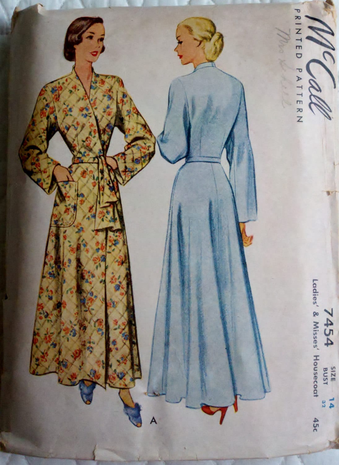 1940's Womens Housecoat Bathrobe Vintage Sewing Pattern