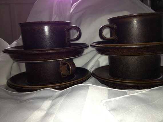 Vintage .Arabia Brown Wartsila Finland Ruska 4 Cups by ellensp