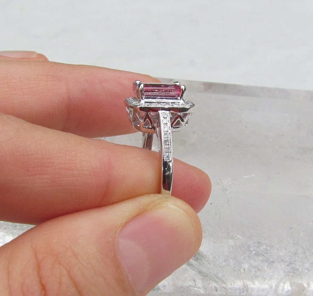 Emerald Cut Pink Sapphire Ring 1.94cts Sapphire in Gold