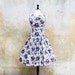 1950s dress - black and white rose floral sleeveless cotton 50s dress - medium