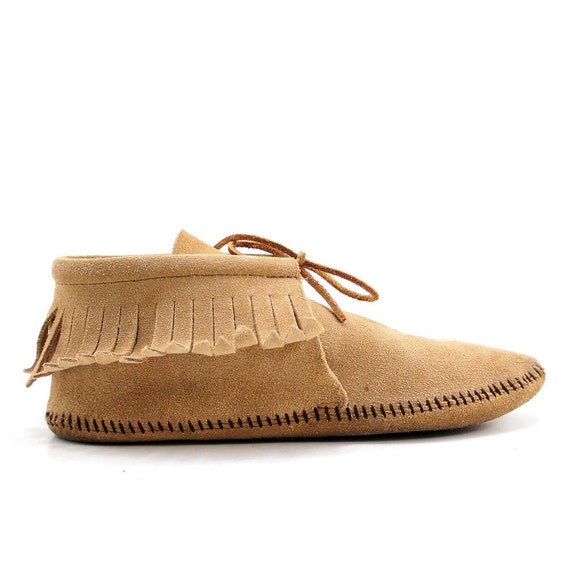 minnetonka moccasins soft sole