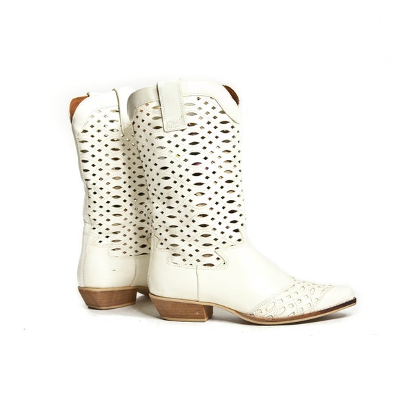 80s Fashion White Western Boots Cut Out Leather by Nine by ShopNDG
