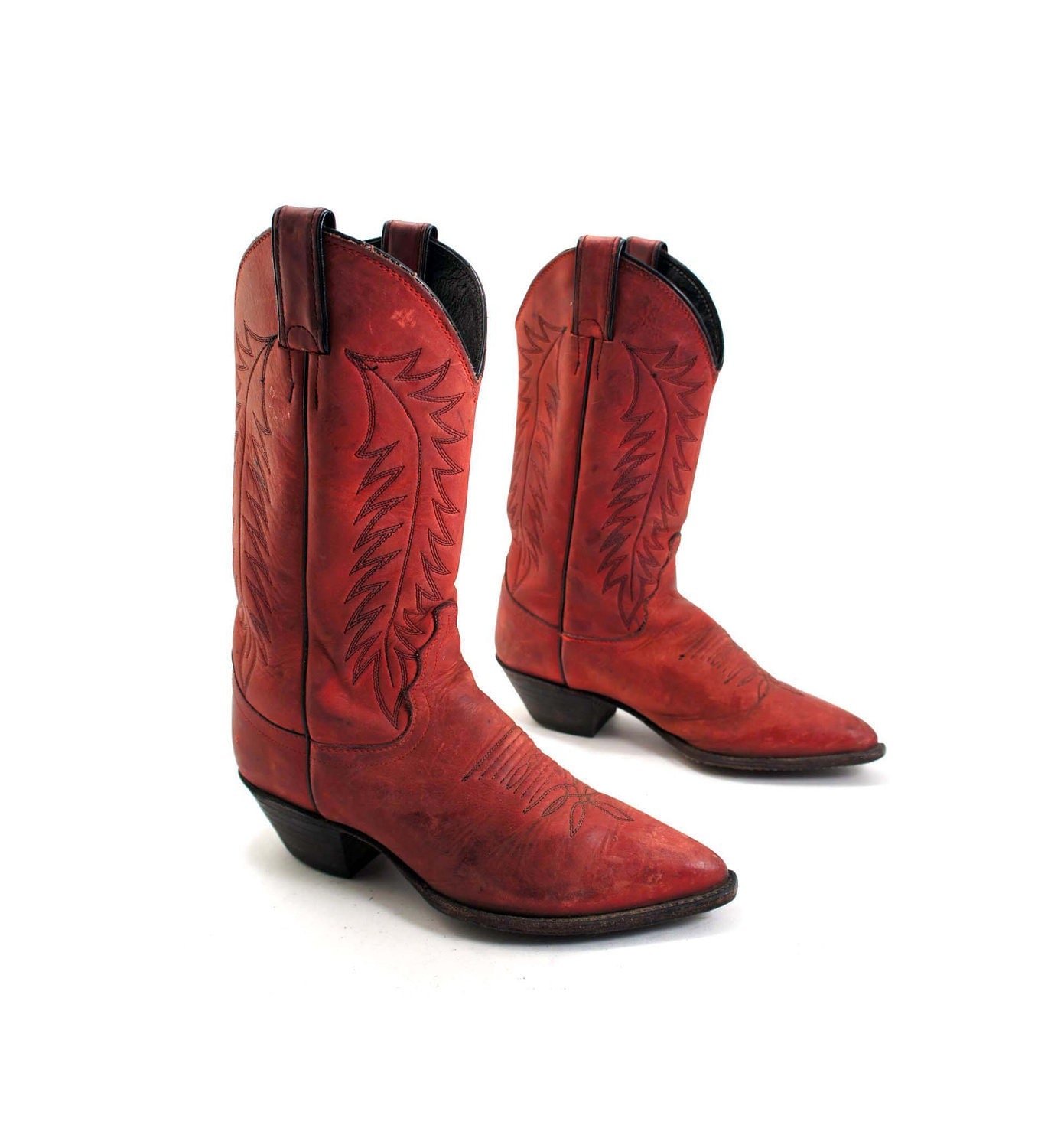 Women's Cowboy Boots in Barn Red Leather by Justin in size