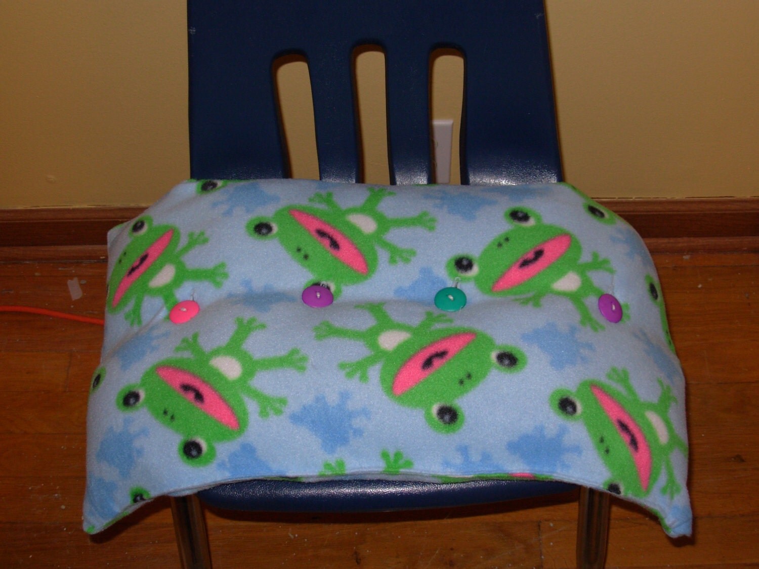 uniquely designed weighted lap pad by organizit on Etsy