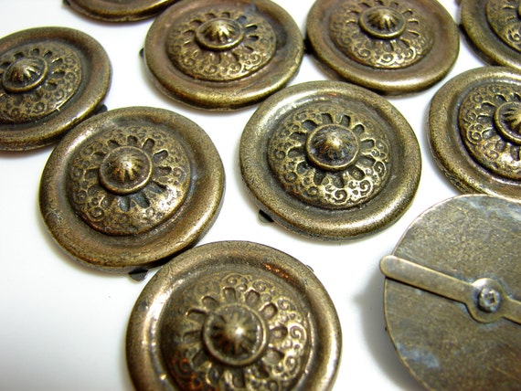 Vintage Decorative Metal Medallions with Paper FastenerType