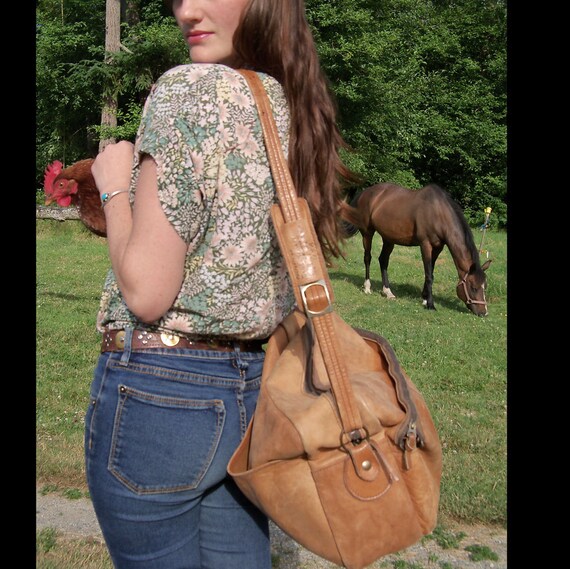 vtg DISTRESSED Tan Leather Crossbody Messenger Bag