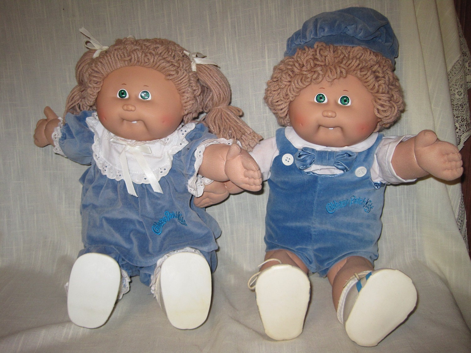 lol omg dolls