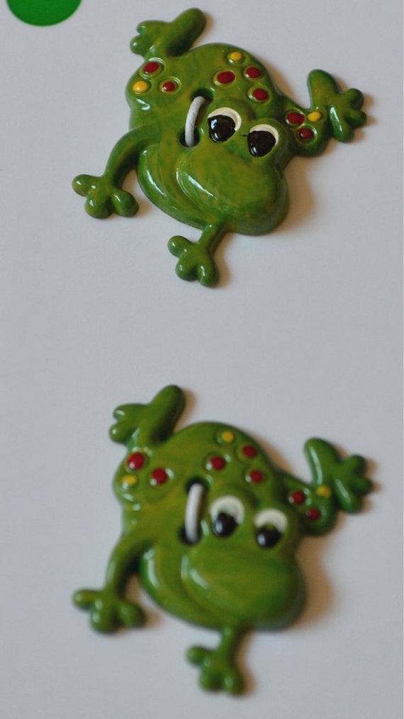 Buttons novelty frog sewing scrapbook or craft supply