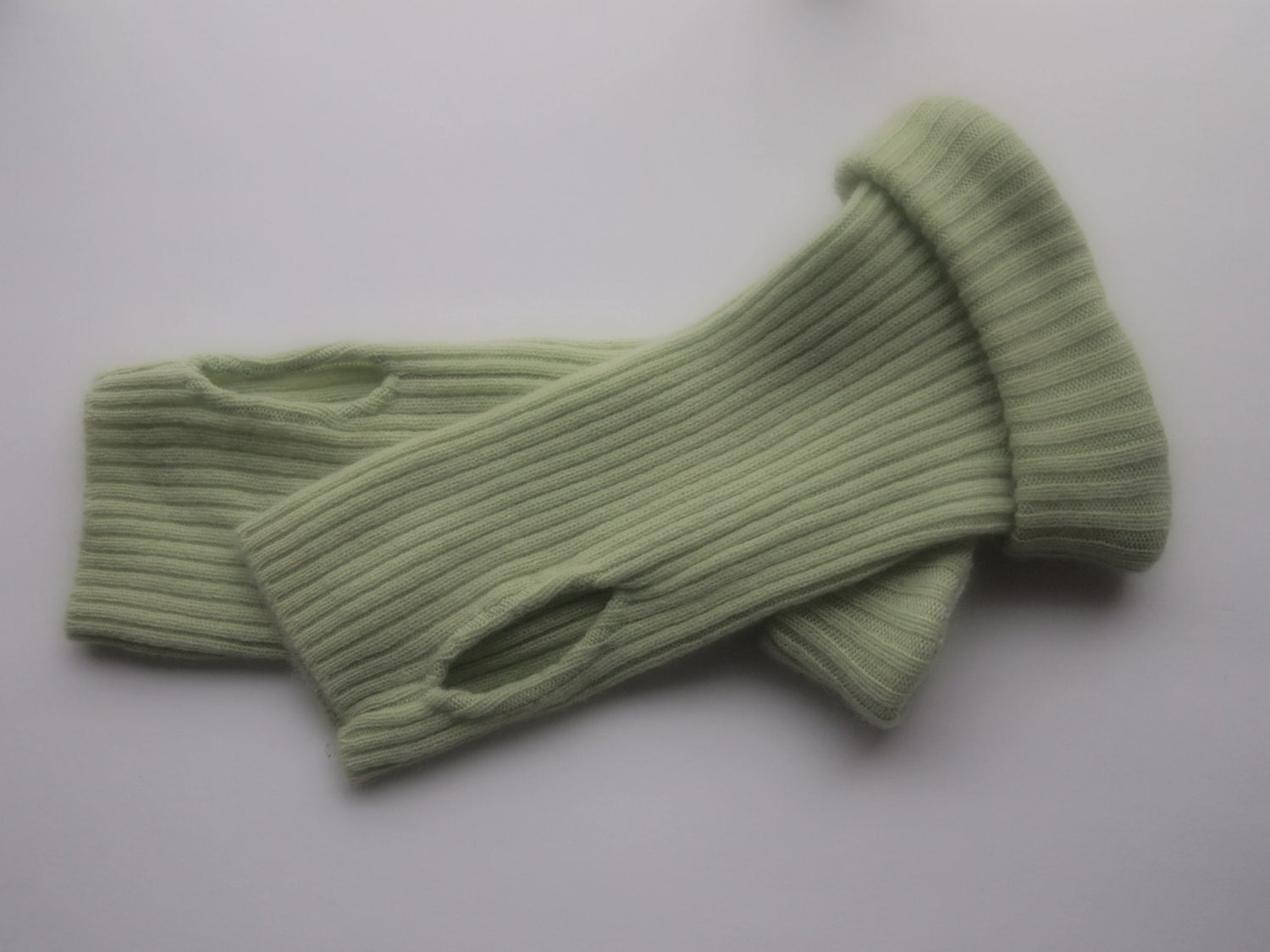 Fingerless Gloves Cashmere Green by ArtisanFeltStudio on Etsy