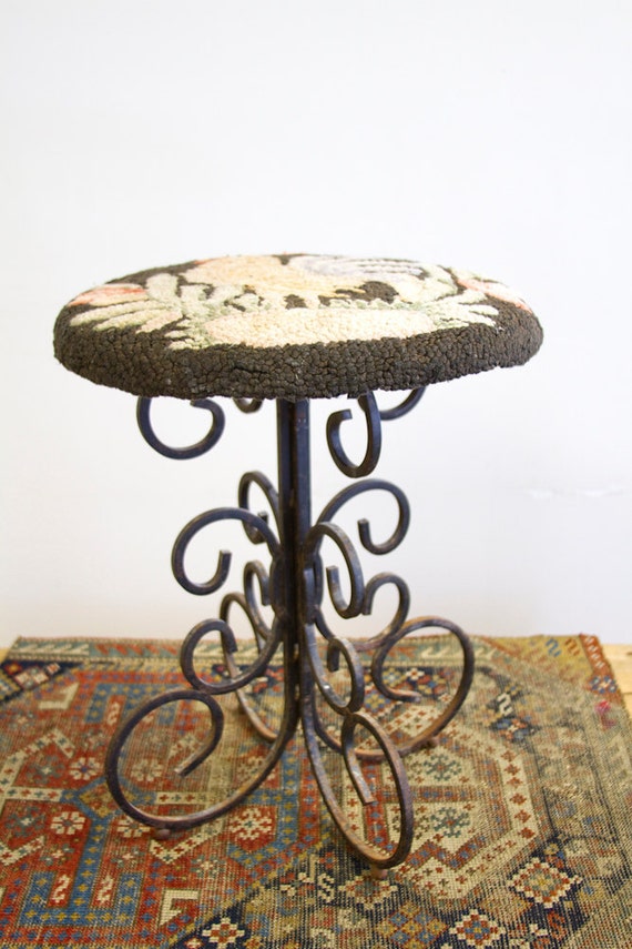 Rustic Antique Wrought Iron Stool with Rooster Hooked Wool Rug