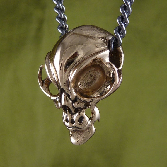 Alien Jewelry Alien Necklace Alien Skull Necklace by LostApostle