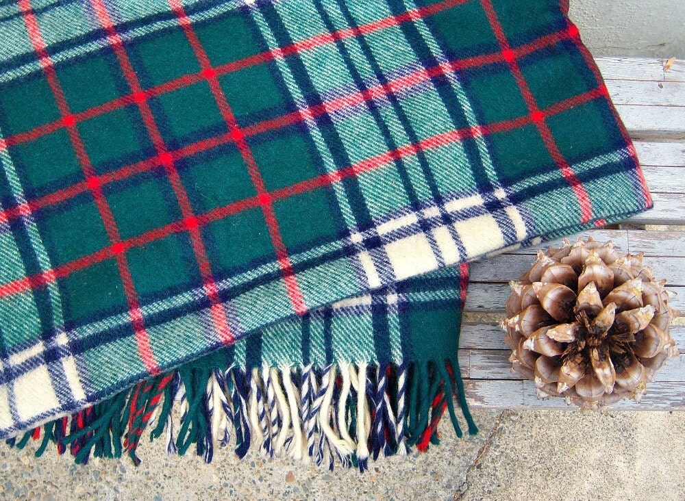 Vintage wool plaid blanket / tartan plaid / 59 x by scoutandrescue