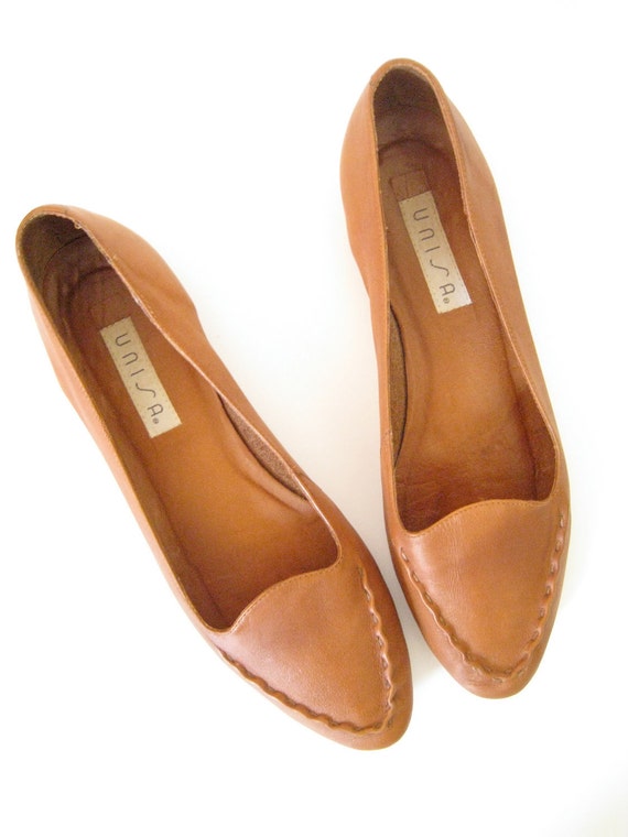 flats tan